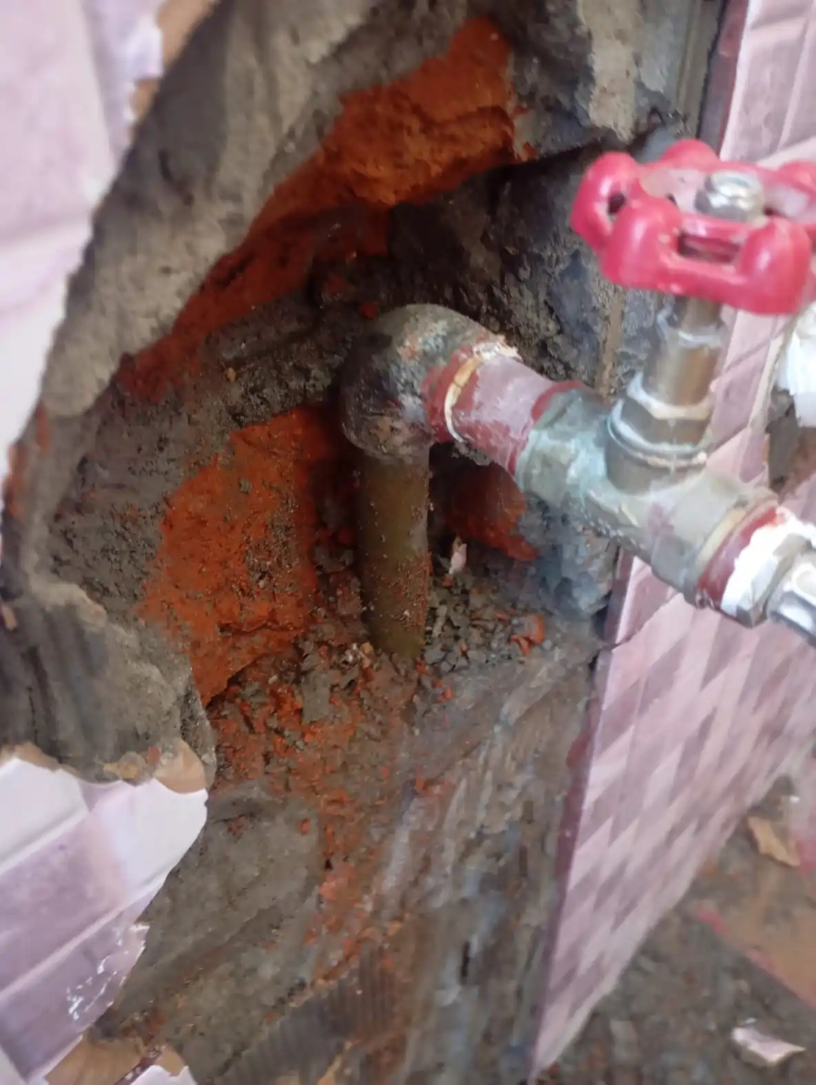 Reparación de tuberías y llaves